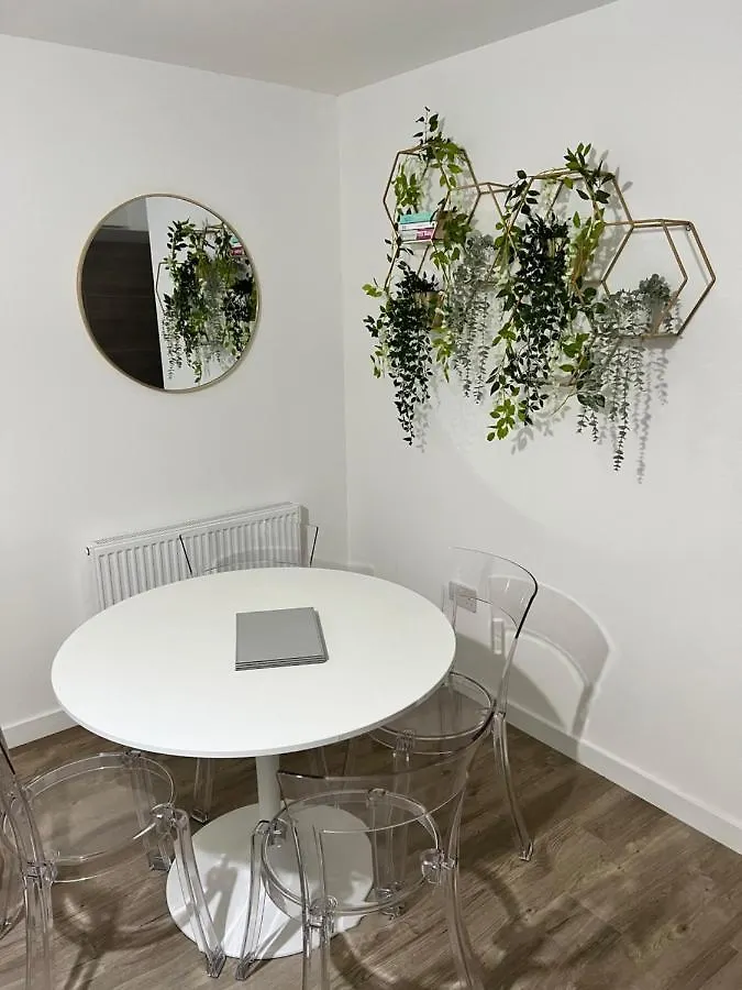 Water Walk Apartment Edinburgh United Kingdom